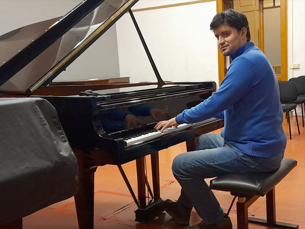 MusicaFacendo | Maurizio Resi docente di Pianoforte